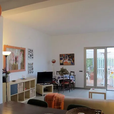 Casa In Villa Vista Mare 펜션 팔레르모