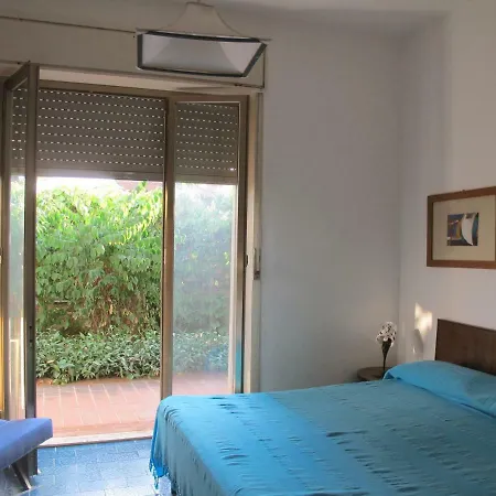 펜션 Casa In Villa Vista Mare 팔레르모